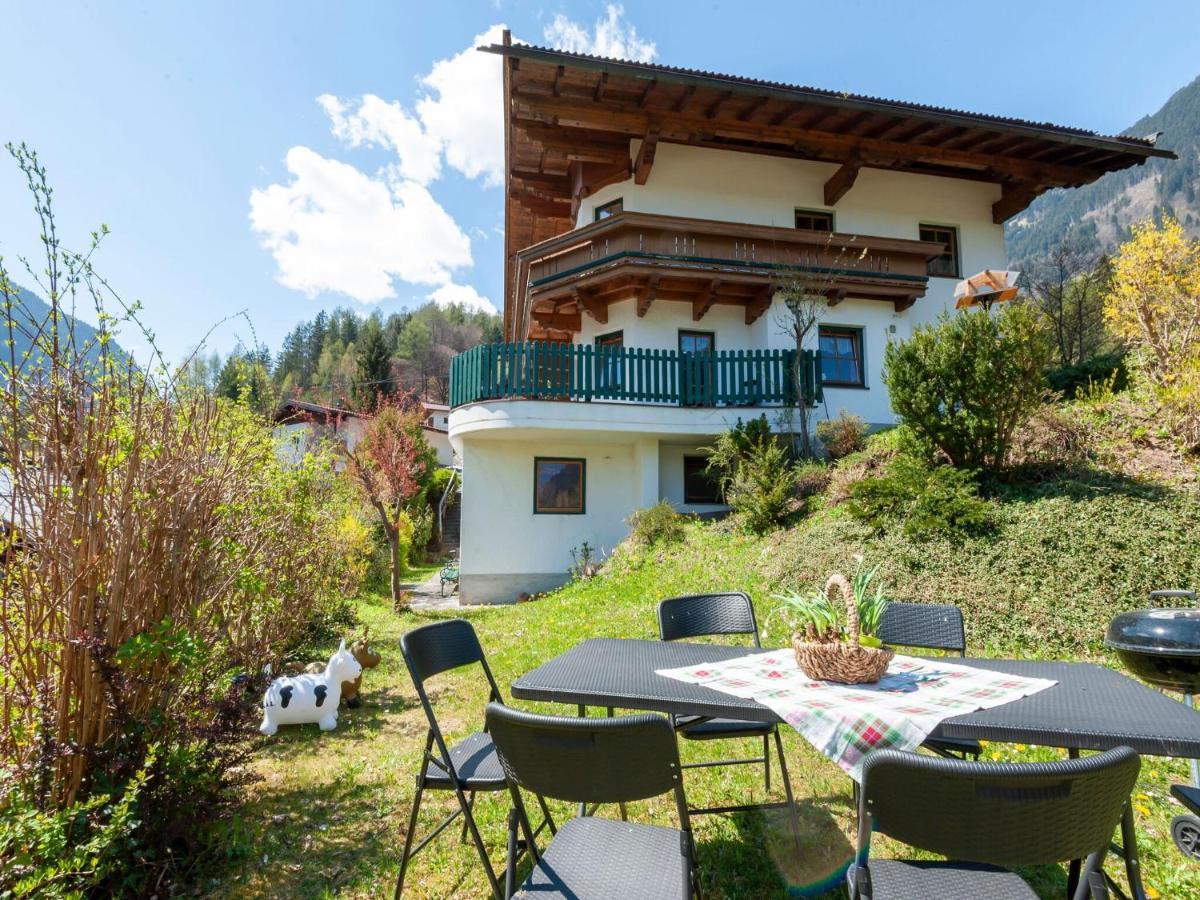 Apartment Between Mayrhofen And Finkenberg Buitenkant foto