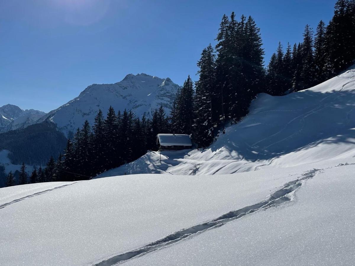 Apartment Between Mayrhofen And Finkenberg Buitenkant foto