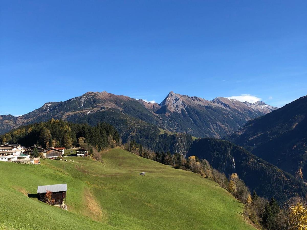 Apartment Between Mayrhofen And Finkenberg Buitenkant foto