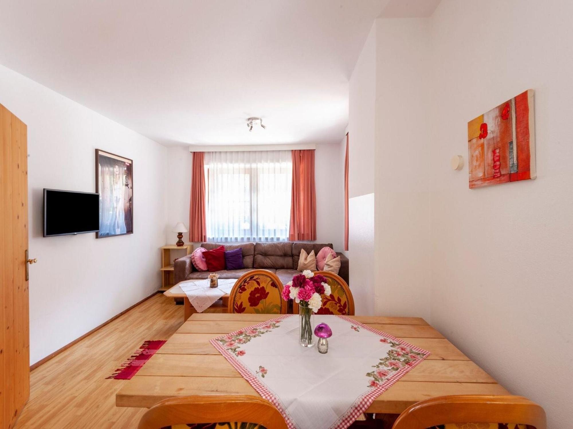 Apartment Between Mayrhofen And Finkenberg Buitenkant foto