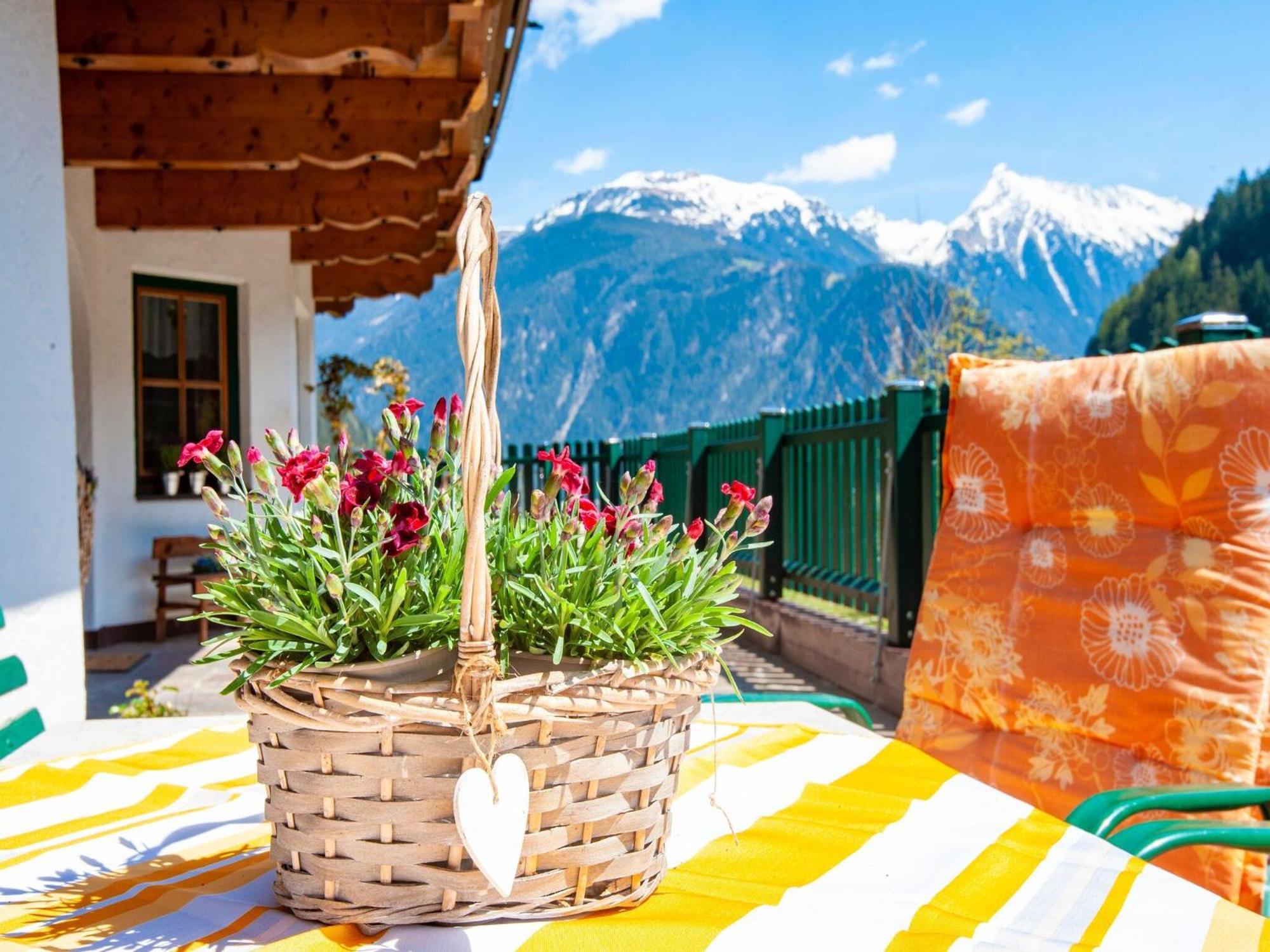 Apartment Between Mayrhofen And Finkenberg Buitenkant foto